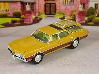 2nd Gen 1968–1972 Oldsmobile Vista Cruiser Sky View Wagon 1/64 Scale Ltd Edit V • $21.99