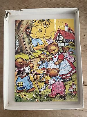 Victory Jigsaw Puzzle Teddies Washday 20pcs Old Original Wooden Complete • £2