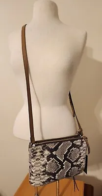 NWT VINCE CAMUTO Crossbody Leather Python Snakeskin Pattern W/ Dust Bag  • $69.95