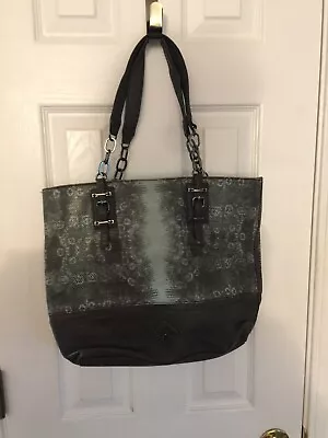 SIMPLY VERA VERA WANG FUAX LEATHER CHAINS GREEN GRAY SHOULDER HANDBAG PURSE T20 • $22.99