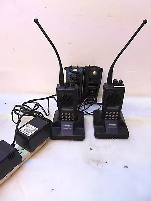 Motorola Gtx Radios  With Charging Station HTN9042A & 2 AC Adapters - S7181 • $39.99