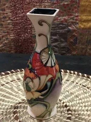 Moorcroft Pottery 2007  Demeter  Vase 83/8 Nib (b) • $475