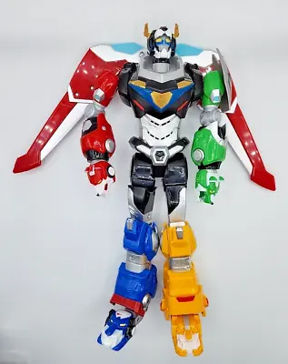 Playmates VOLTRON Legendary Defender Toy 15  Figure 2017 Lights & Sound • $12