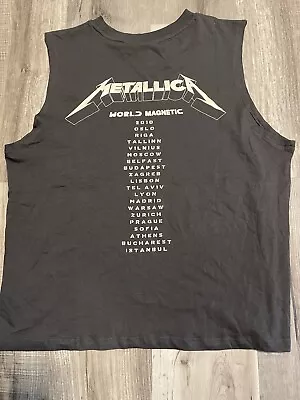 Metallica H And & M Women’s Tee Size Medium 2010 World Magnetic • $16.99