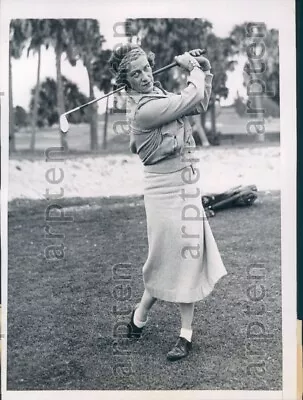 1935 Palm Beach FL Mrs Alastair MacIntosh Defeated By Marion Miley Press Photo • $15