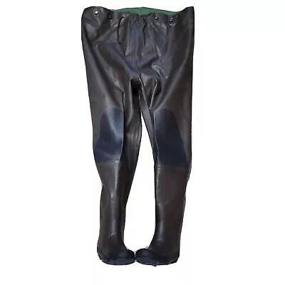 Magellan Rubber Bootfoot Chest Waders Fish Gear Double Knees Steel Shank Size 8 • $71.37