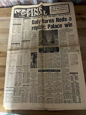 1975/76 FOOTBALL PINK NEWSPAPER FA CUP 6th MANCHESTER UNITED MAN UTD V WOLVES • £4.99