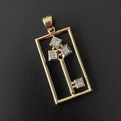 18ct Yellow White Gold 21st Key Pendant Princess Cut Natural Diamonds Not Scrap • £1337.91