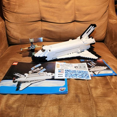 $125 • Buy LEGO Space Shuttle Discovery-STS-31 #7470, 100% W/box & Instructions, Retired!
