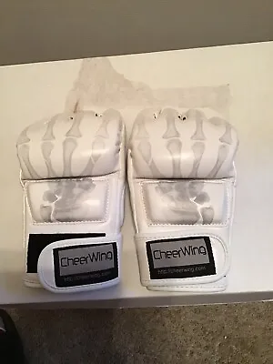 CHEERWING Grappling Gloves MMA UFC Kickboxing Sparring Black/ White • $9.99