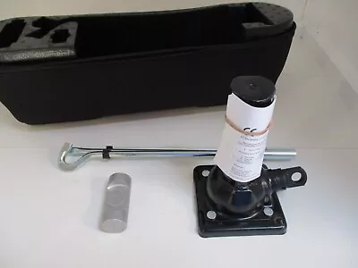 Genuine VW Amarok Bentley Bentayga Bottle Jack With Crank 2H0011031D JNV011032 • $113.70