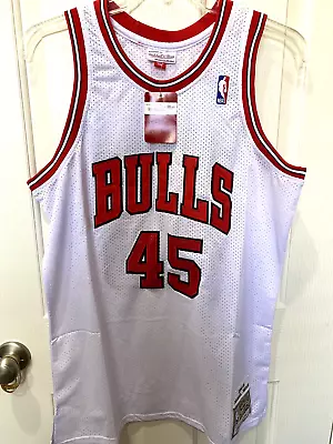 Mitchell & Ness NBA Chicago Bulls Authentic Jersey Michael Jordan 45 White 94-95 • $125.99