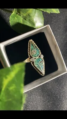 Stunning Beautiful Vintage NAVAJO Turquoise Chip Inlay Size 9 Ring • $5