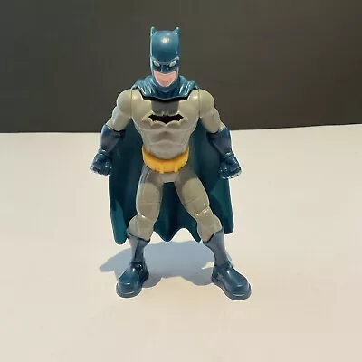 Maxi Kinder Justice League Batman 3D Figure. 13cm Tall.. • $10