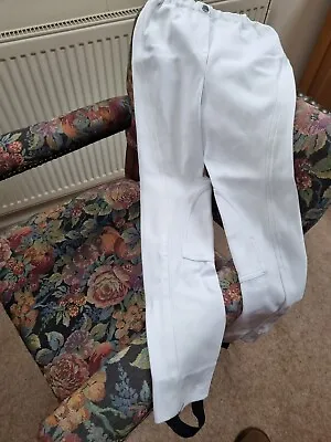 Childs White Jodhpurs Dressage / Show Jumping Aged 9-10yrs • £15