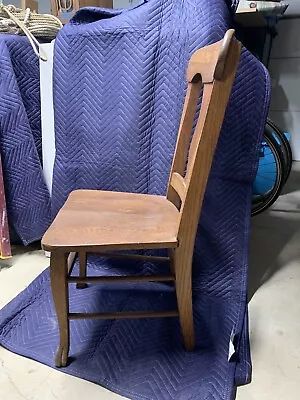 Antique Oak Dining Room Chair • $30