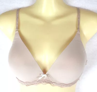 Victoria's Secret Angels No-Wire Padded Plunge Beige Lace Trims Bra 34 C  • $20.40