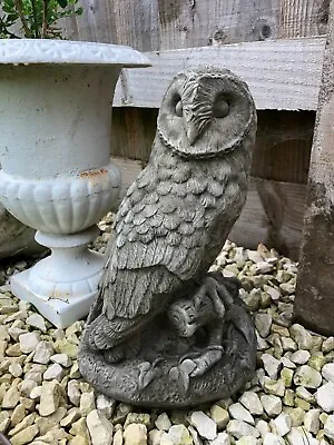 Reconstituted Limestone Barn Owl Statue | Vintage Bird Concrete Garden Ornament • £32.99