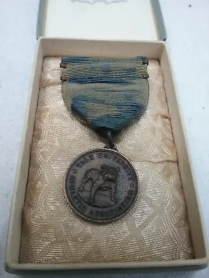 Vintage 1932 Yale University Athletic Assn Track Medal Shot Put In Original Box • $49.99