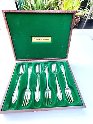 Vintage Oneida USA Set 6 Silver Plated CAKE FORKS In Wood Presentation Box • $40