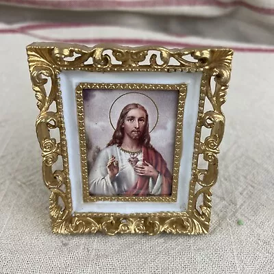Mini Framed Picture Of JESUS Vtg. Plastic 2 1/4” X 2 3/4” Hong Kong • $8.88