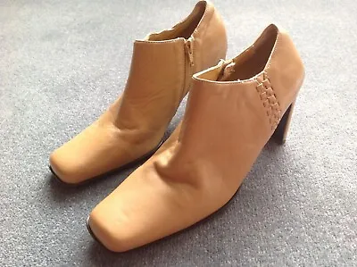 WALLIS Leather Ankle Boots Camel Colour Size 38 Uk 5 • £3.99