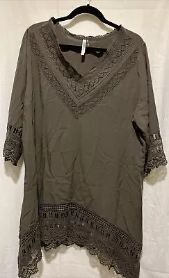 Monoreno Green Boho Crochet V Neck  Dress Womens Medium 100% Rayon • $16