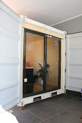 $12600 • Buy Shipping Container  Bar/ticket Office/Studio/Room/Cabin/Office/ Pod Ex Demo