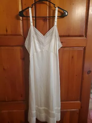 Vintage Full-Slip Beige 38 Nylon See All Pic  • $14