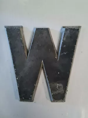 Vintage DRIVE-IN Movie Theatre MARQUEE LETTER - W - Black Metal 22cm Cinema Sign • $11.06