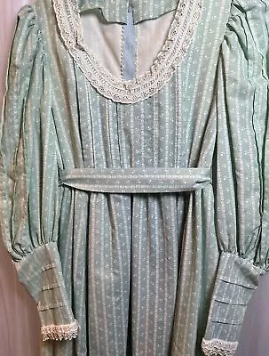 Vintage 70’s Handmade Mint Green Prairie Dress.  Lined Lace Collar And Sleeves • $55