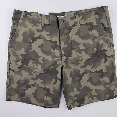 Mens Sonoma Everyday Shorts Green Camo Print Size 40 10  Inseam NWT • $13