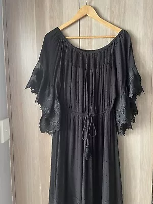 Brans New Size 14 Maxi Dress • $20