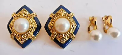 Found 2 Vintage  1960's Retro Colour Fake Pearlized Designer Clip On Earings • £7.50