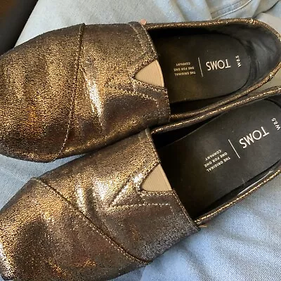 Toms Classic Metallic Glitter Slip On Casual Comfort Flat Shoes Women’s Sz 8.5 • $10