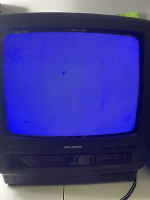 Vintage Magnavox 14  Color TV/VCR VHS Combo Doesn’t Work • $59.99