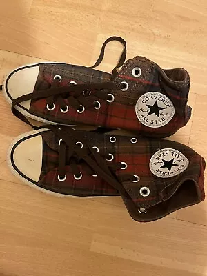 Converse Size 5 Womens • £5.99