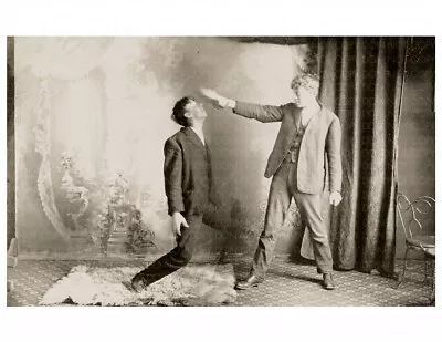 EARLY SPIRITUALISM PHOTO (NINETEENTH-CENTURY) / Archival Magician Photo Reprint • $10