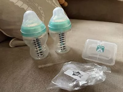 Tommee Tippee 260 Ml Advanced Anti-colic Bottle - 2 Pieces Dummies Steriliser • £9.50