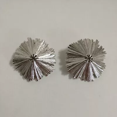 Vintage Crown Trifari Brushed Silver Tone Clip On Earrings Abstract Sand Dollar  • $11.99