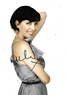 Sadie Frost Signed 10x8 Photo AFTAL  • £24.99