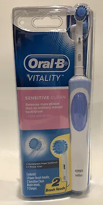 $29.95 • Buy Oral-B Vitality Plus Sensitive Clean Electric Toothbrush With 2 Refills - White