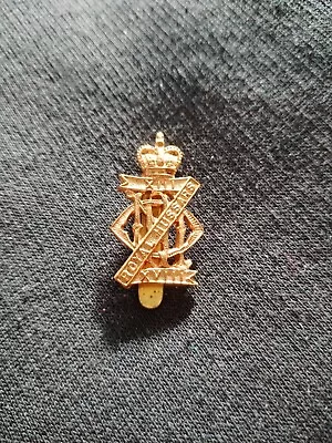 13th / 18th Royal Hussars Regiment Cap Badge Queens Crown • £10