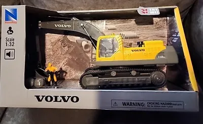 NewRay - Volvo EC460B LC Excavator Model Toy Lights Sound 1:32   1/32 • $11.75