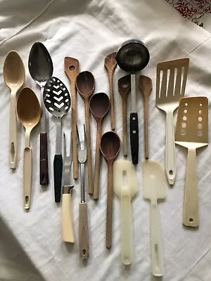 Vintage 18 Kitchen Utensils - Wooden Spoons Forks Spatulas Ladles Spreaders • $24.95