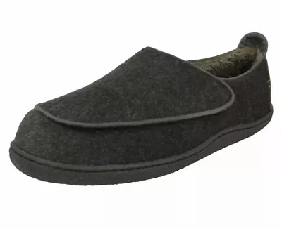 Clarks Relaxed  Charm Men's Charcoal Textile Slip On Slippers Uk Sizes 9 G EU 43 • £29.99