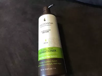 Macadamia Professional Weightless Hair Repair Oil Infused Conditioner 33.8 Pump • $13.99