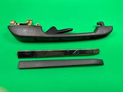 VW Rabbit Golf Jetta Quantum Door Handle Passenger Side Rear 193839206 • $14.95