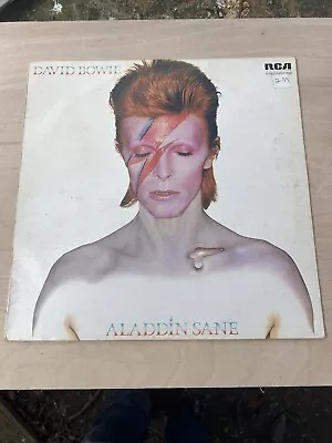 David Bowie - Aladdin Sane - Vinyl LP - Record  Fair • £5