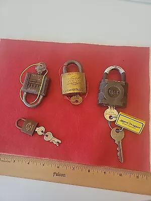 4 Vintage Locks And Keys REESE YALE HHH North Kansas Key Ring • $15